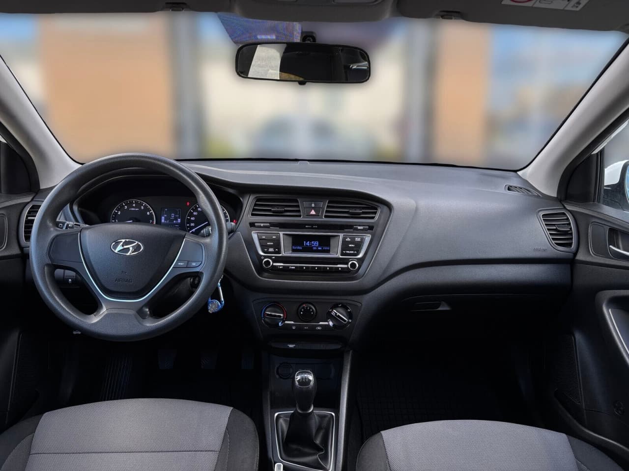 Hyundai i20 - zdjęcie 15
