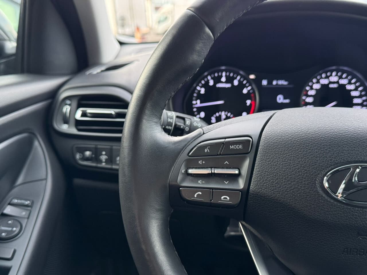 Hyundai i30 - zdjęcie 13