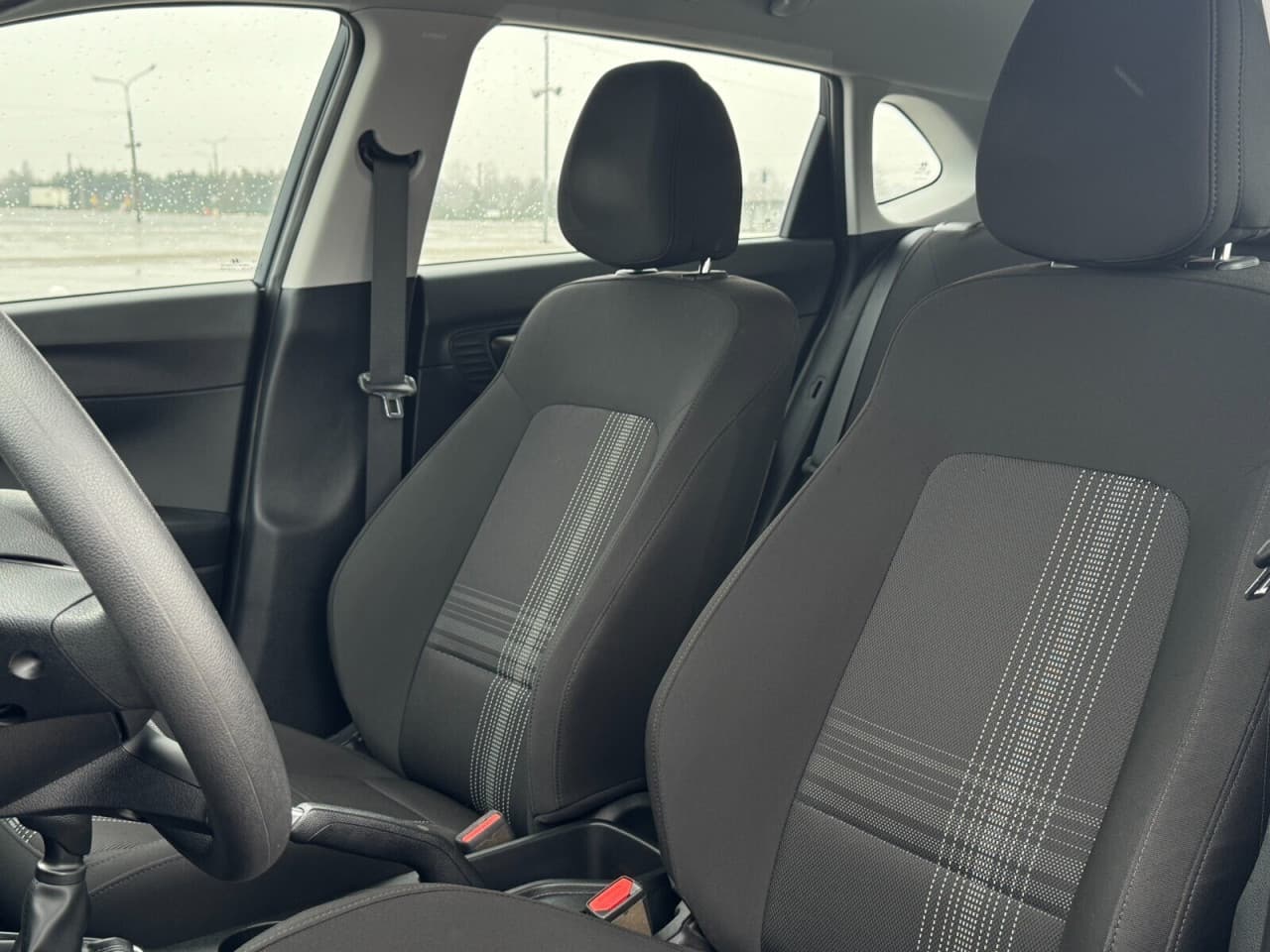 Hyundai i20 - zdjęcie 17